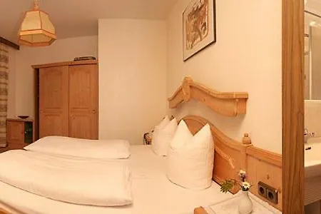 Hauser Sankt Jakob in Defereggen